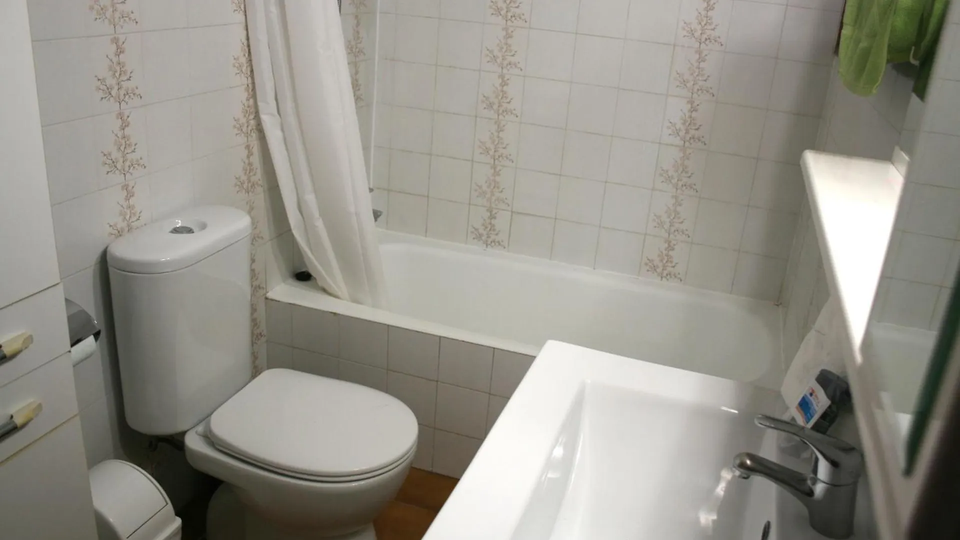 Apartamento En Primera Linea De Mar En Pals 306-1 2H 0*,  Испания